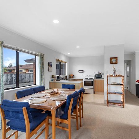 Riviera Casa - Mount Maunganui Holiday Home 외부 사진
